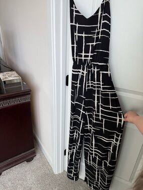 Boutique Black & White Patterned Women's Jumpsuit